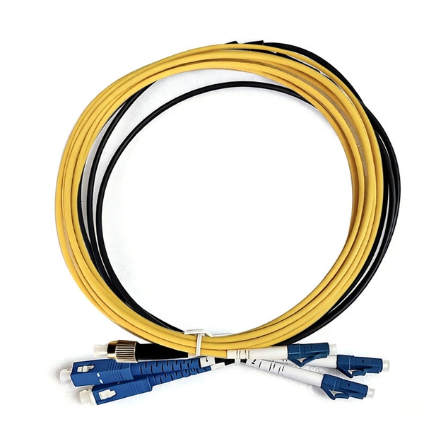 Ecuadorian polarization-maintaining fiber optic cable G 657A1