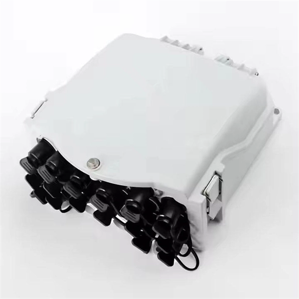 Small clamp for optical cable of power transmission line